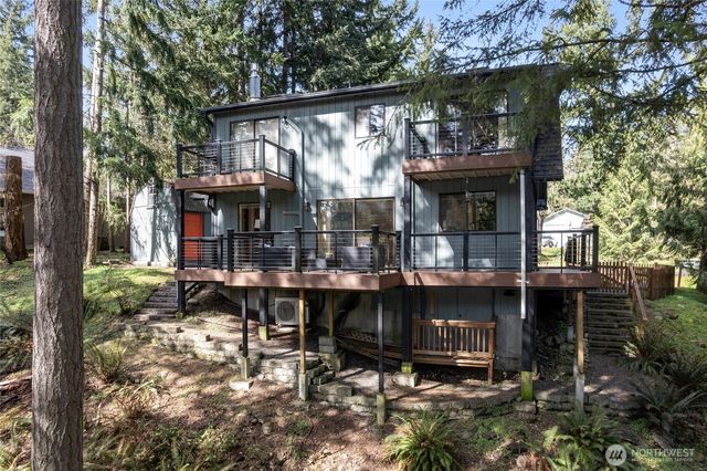 22221 N Clear Lake Boulevard SE, Yelm, WA 98597