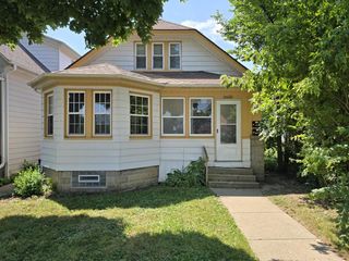 3655 E Allerton AVENUE, Cudahy, WI 53110