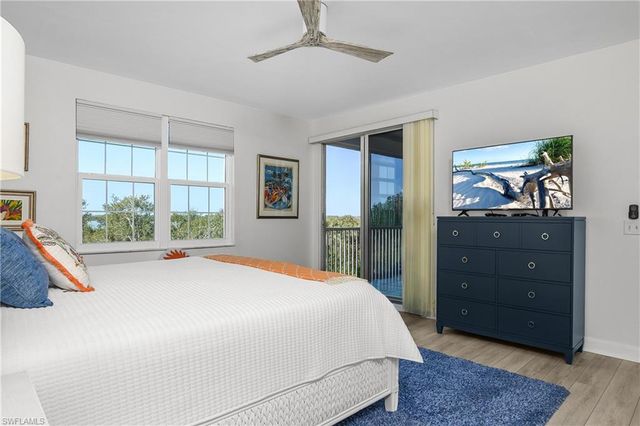 133 Vintage Bay DR # 14, Marco Island, FL 34145