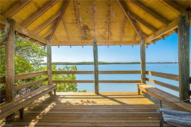 133 Vintage Bay DR # 14, Marco Island, FL 34145