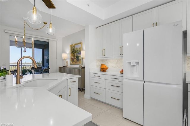 133 Vintage Bay DR # 14, Marco Island, FL 34145