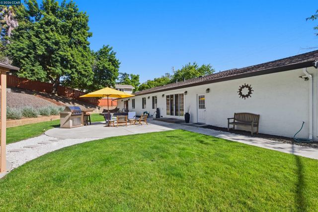 3298 Gloria Ter, Lafayette, CA 94549