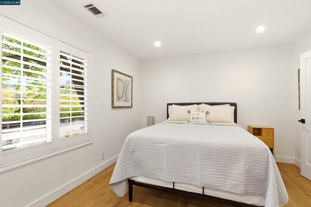 3298 Gloria Ter, Lafayette, CA 94549