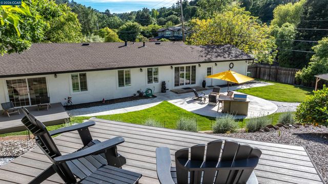 3298 Gloria Ter, Lafayette, CA 94549