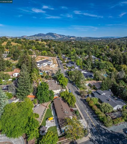 3298 Gloria Ter, Lafayette, CA 94549