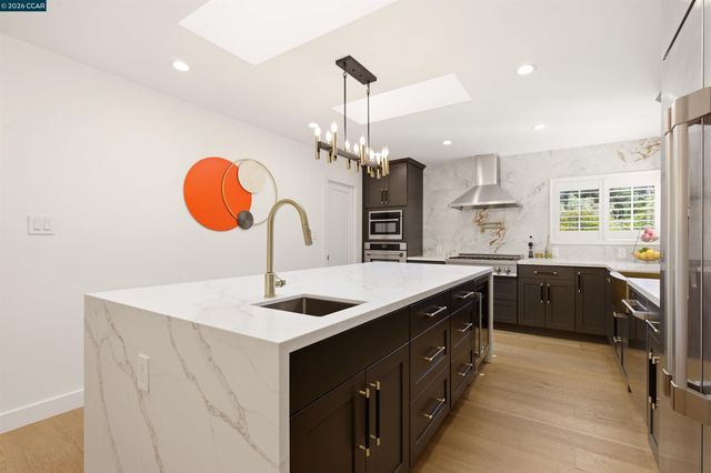 3298 Gloria Ter, Lafayette, CA 94549