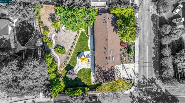 3298 Gloria Ter, Lafayette, CA 94549