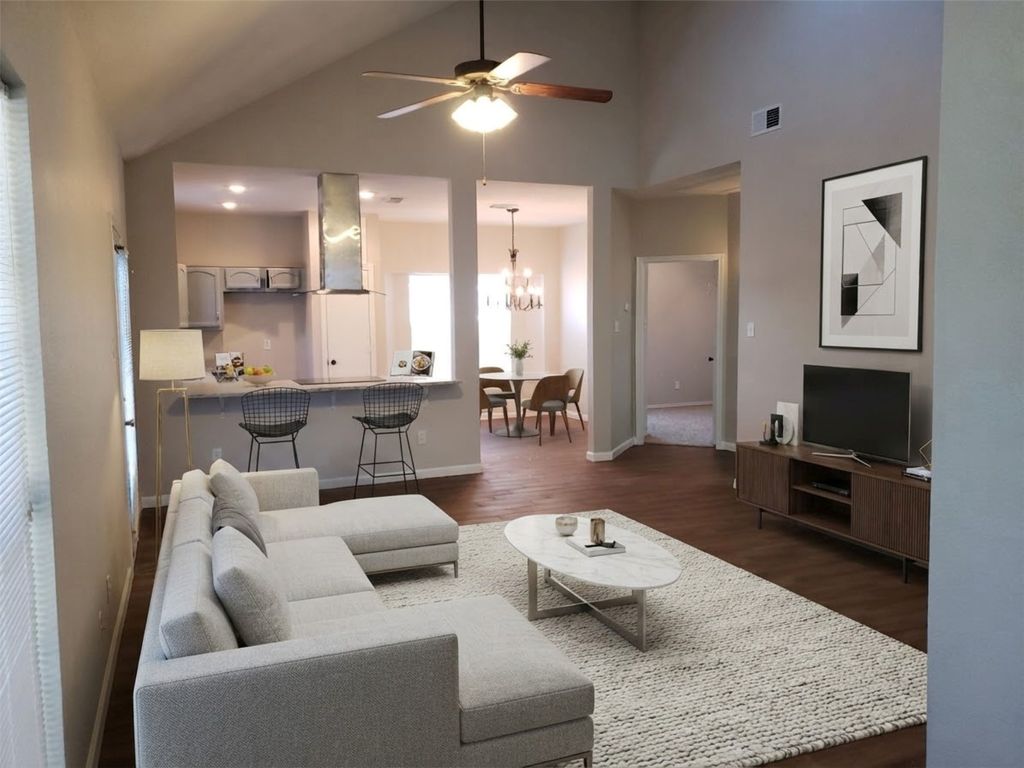 1361 Mimosa Lane, Lewisville, TX 75077