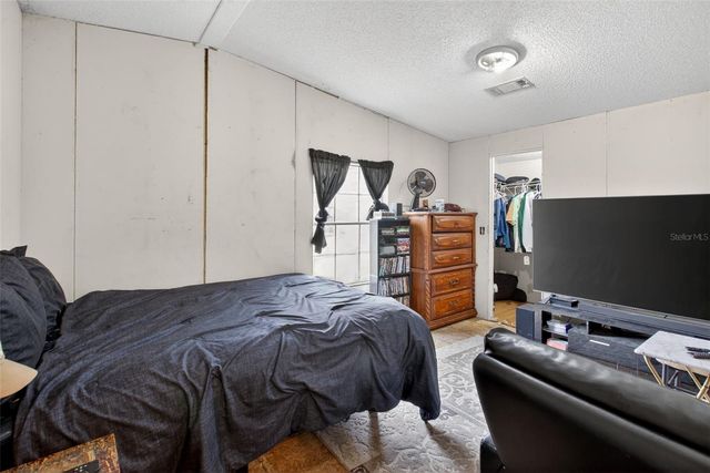 41901 PINE VALLEY DRIVE, Paisley, FL 32767