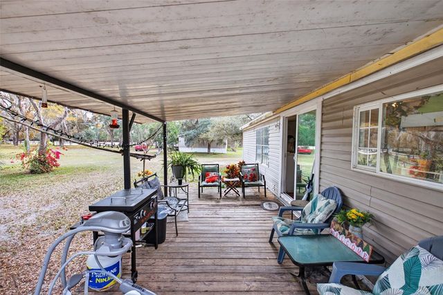 41901 PINE VALLEY DRIVE, Paisley, FL 32767