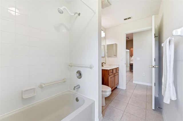 2111 SUN VALLEY LANE, Deland, FL 32720