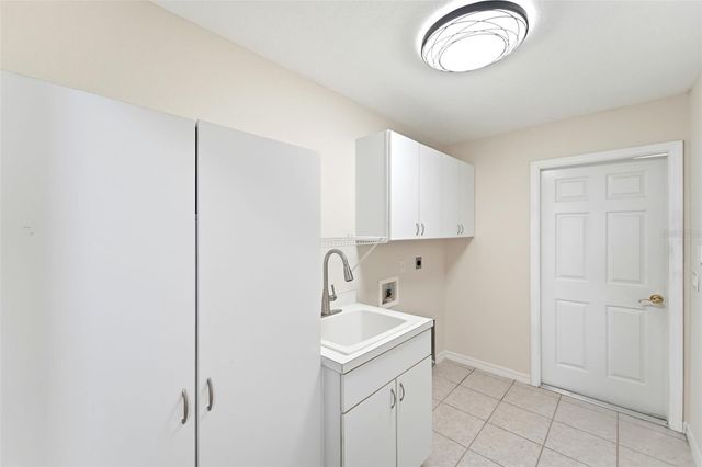 2111 SUN VALLEY LANE, Deland, FL 32720