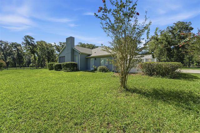 2111 SUN VALLEY LANE, Deland, FL 32720