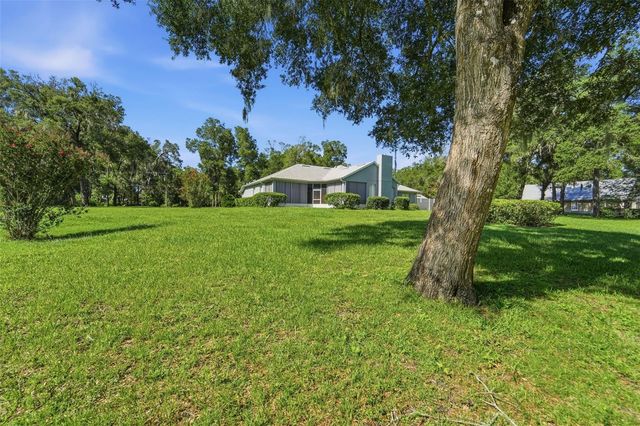2111 SUN VALLEY LANE, Deland, FL 32720