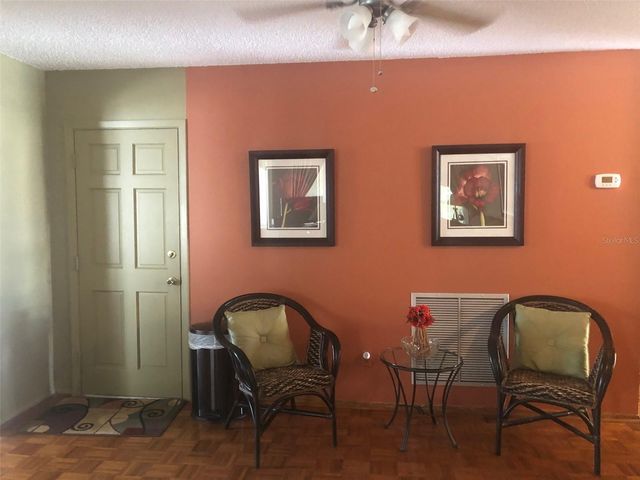 221 CEDARWOOD CIRCLE 221, Seminole, FL 33777