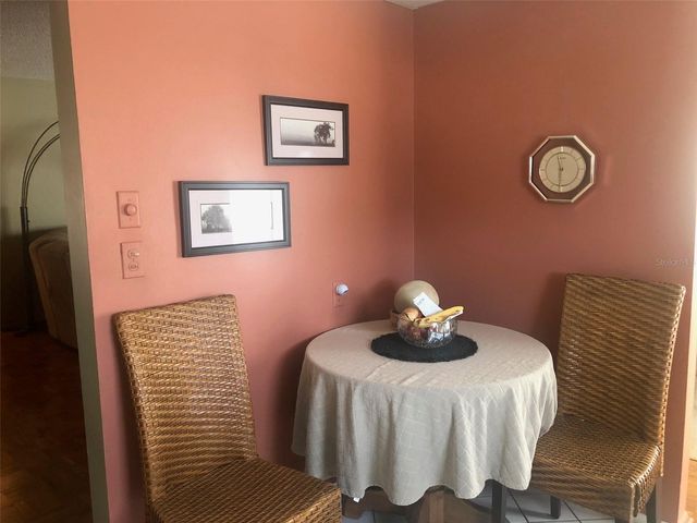 221 CEDARWOOD CIRCLE 221, Seminole, FL 33777