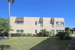 221 CEDARWOOD CIRCLE 221, Seminole, FL 33777