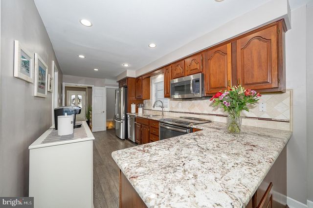 5 ALTHEA LN, Morton, PA 19070