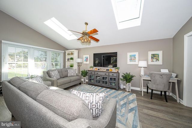 5 ALTHEA LN, Morton, PA 19070