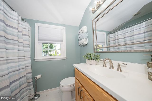 5 ALTHEA LN, Morton, PA 19070