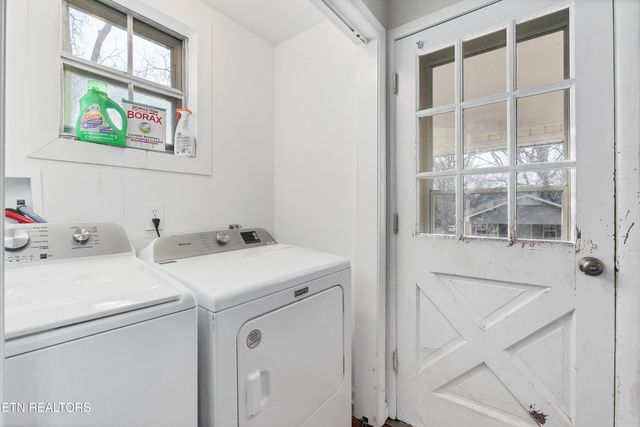 200 Pennsylvania Ave, Etowah, TN 37331