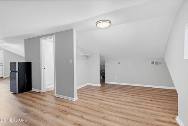 200 Pennsylvania Ave, Etowah, TN 37331