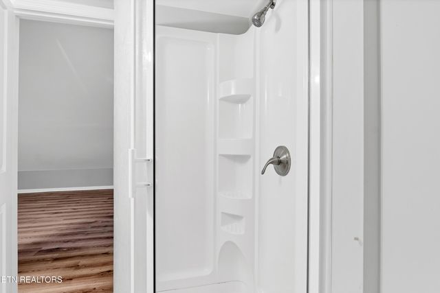 200 Pennsylvania Ave, Etowah, TN 37331