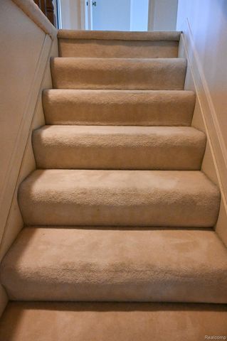 4427 Cahill Drive, Troy, MI 48098