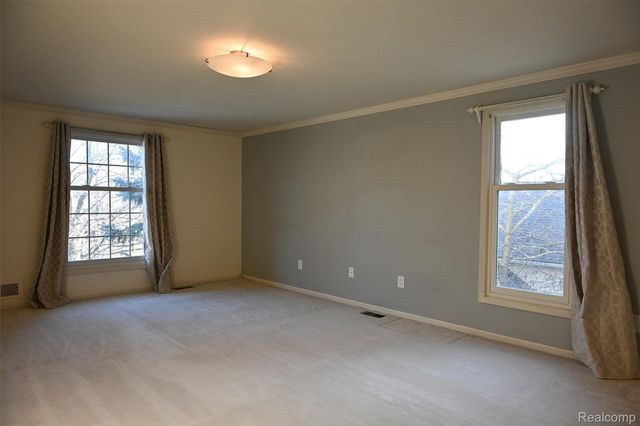 4427 Cahill Drive, Troy, MI 48098