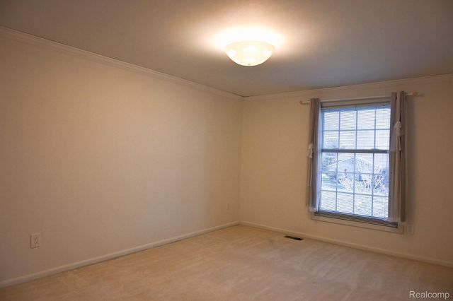 4427 Cahill Drive, Troy, MI 48098