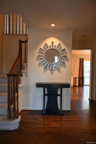 4427 Cahill Drive, Troy, MI 48098