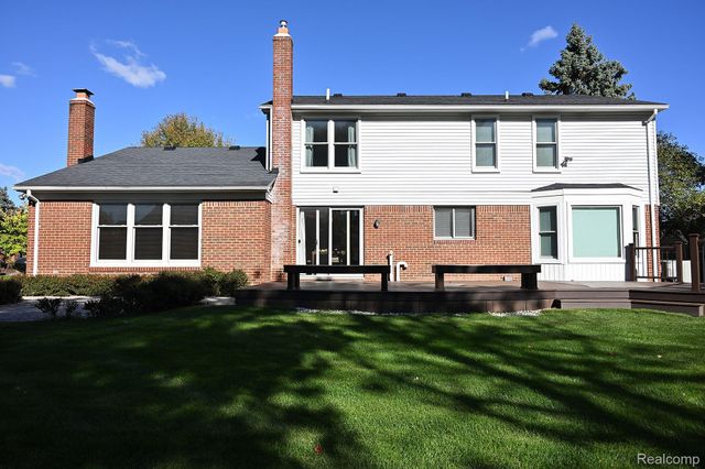 4427 Cahill Drive, Troy, MI 48098