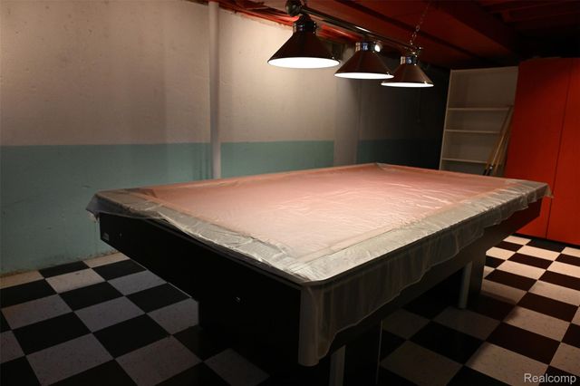 4427 Cahill Drive, Troy, MI 48098