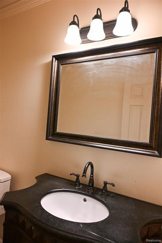 4427 Cahill Drive, Troy, MI 48098