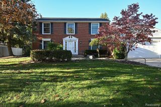 4427 Cahill Drive, Troy, MI 48098
