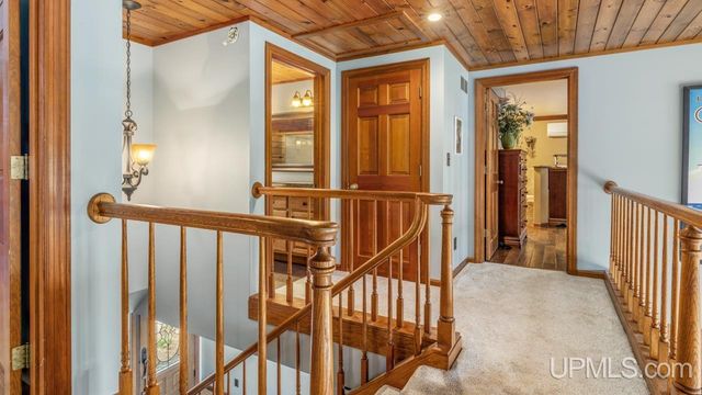 N3575 Williams Drive, Iron Mountain, MI 49801