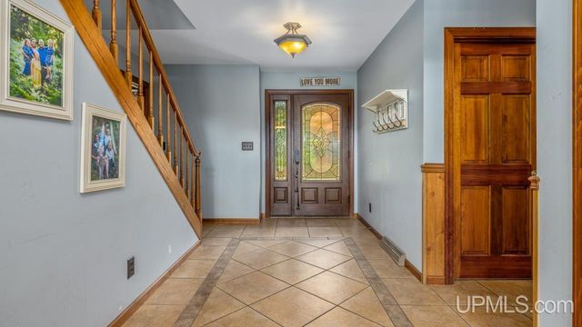 N3575 Williams Drive, Iron Mountain, MI 49801