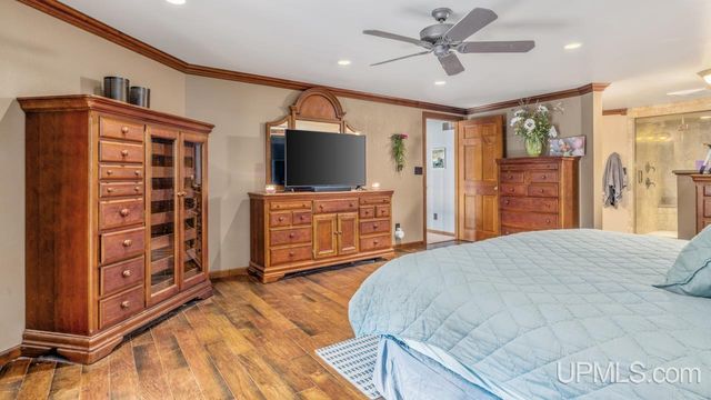 N3575 Williams Drive, Iron Mountain, MI 49801