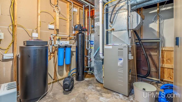 N3575 Williams Drive, Iron Mountain, MI 49801