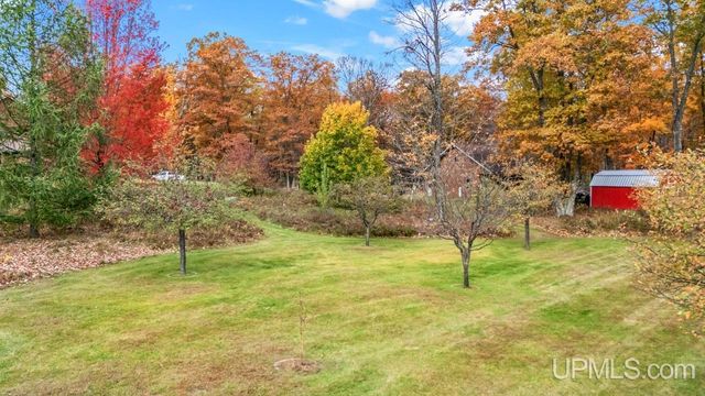 N3575 Williams Drive, Iron Mountain, MI 49801