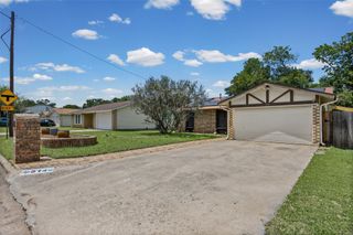 514 Yucca DR, Round Rock, TX 78681