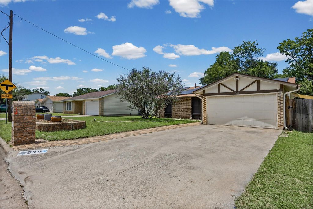 514 Yucca DR, Round Rock, TX 78681
