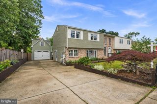 1071 KINGS RD, Pasadena, MD 21122