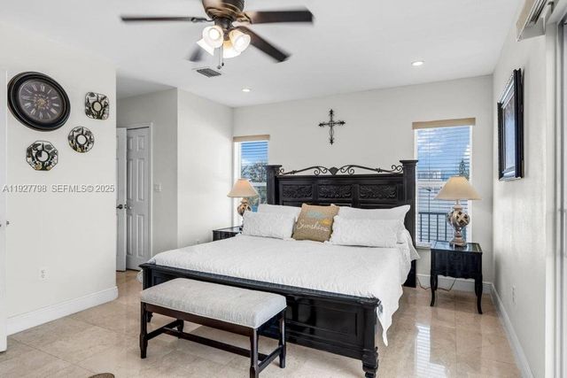 11 Center Ln, Key Largo, FL 33037