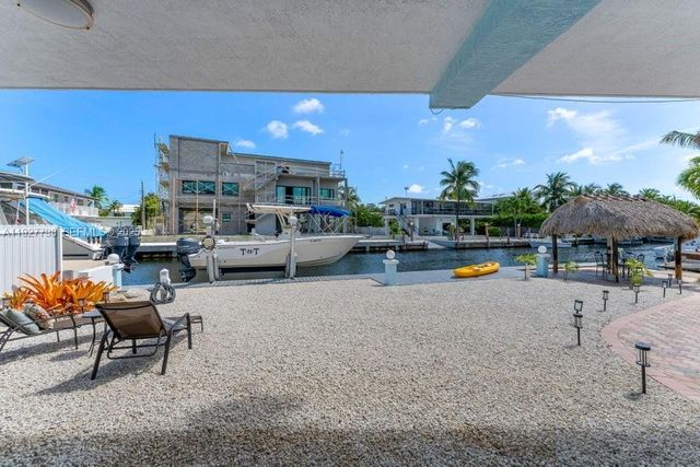 11 Center Ln, Key Largo, FL 33037