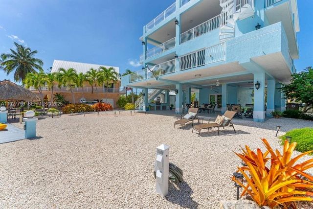 11 Center Ln, Key Largo, FL 33037