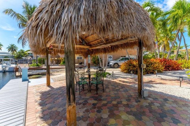 11 Center Ln, Key Largo, FL 33037