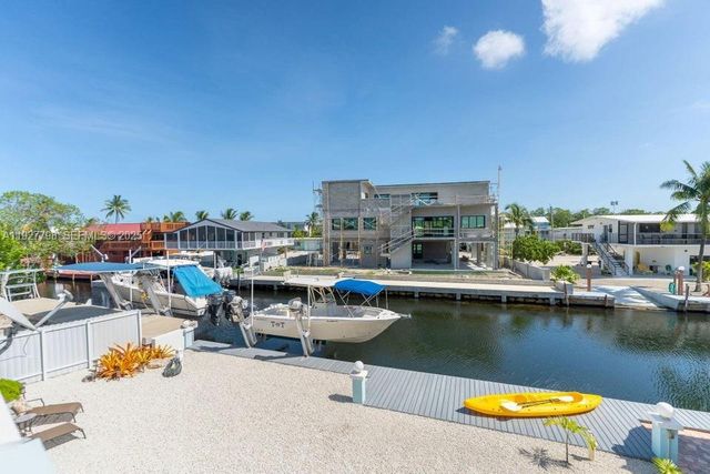 11 Center Ln, Key Largo, FL 33037