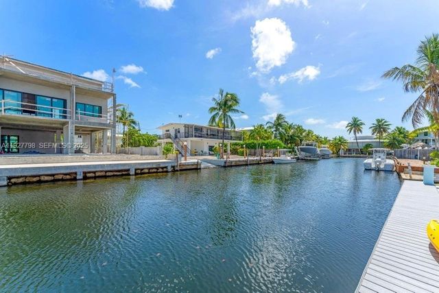 11 Center Ln, Key Largo, FL 33037