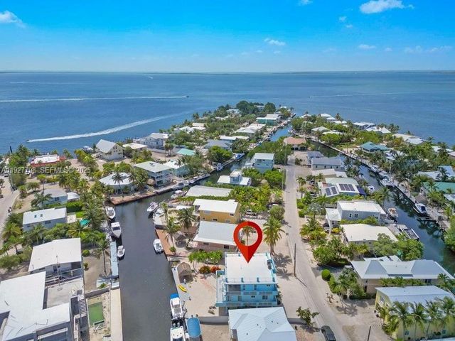 11 Center Ln, Key Largo, FL 33037